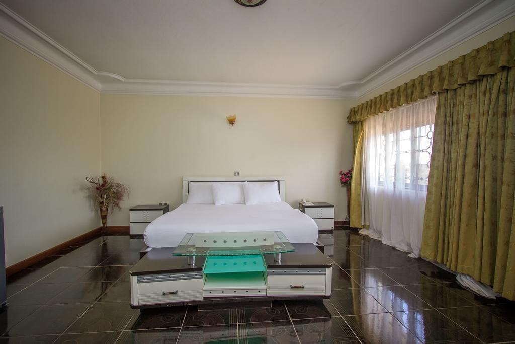 Alfa Hotel Munyonyo Kampala Exterior photo