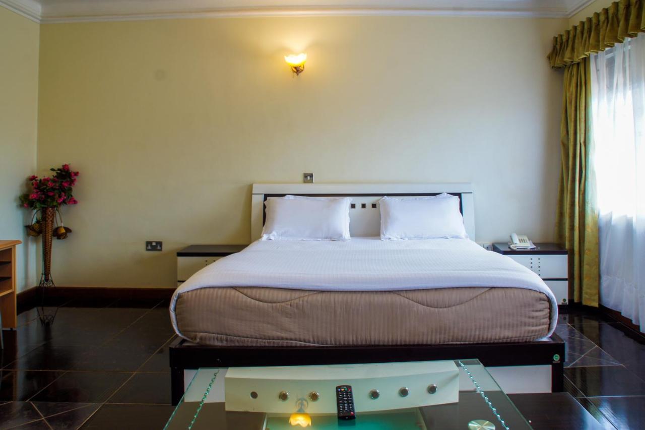 Alfa Hotel Munyonyo Kampala Exterior photo