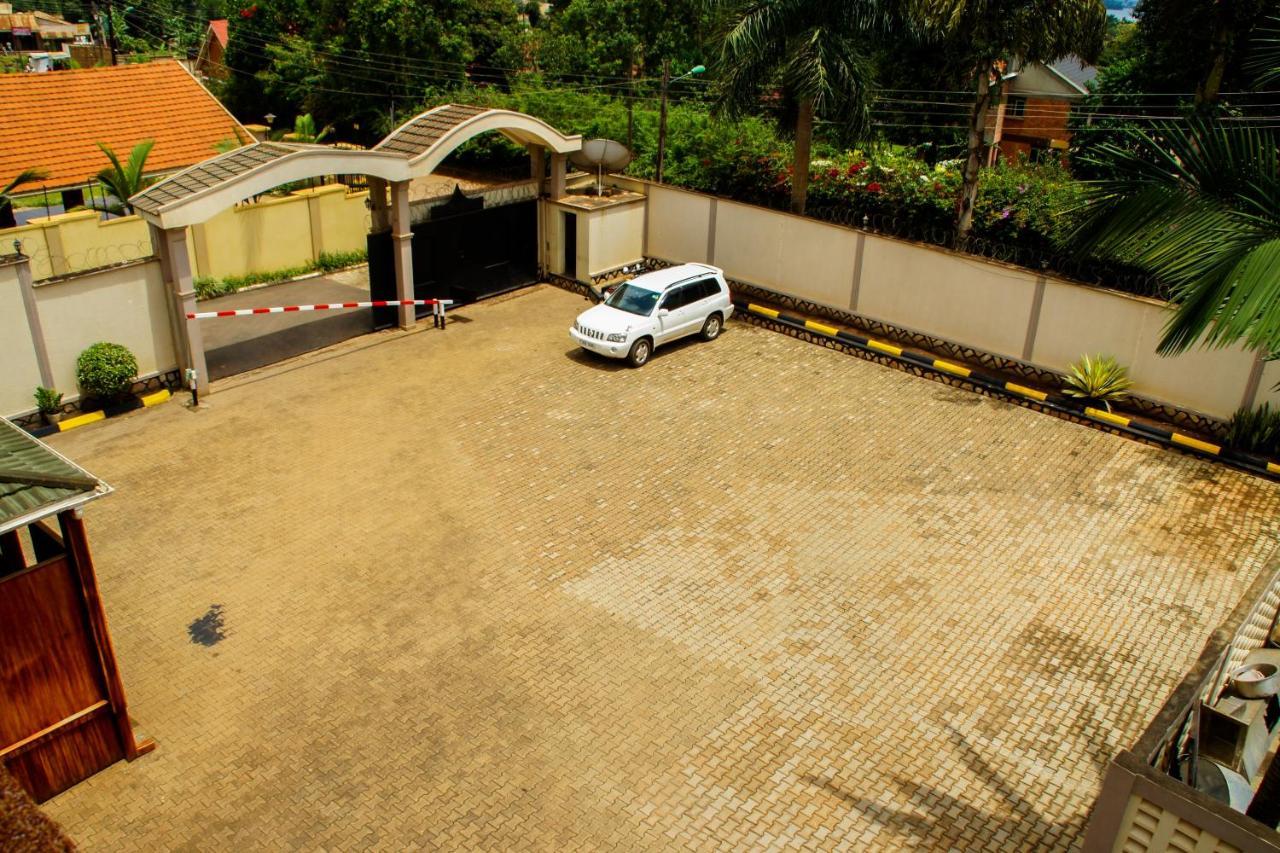 Alfa Hotel Munyonyo Kampala Exterior photo